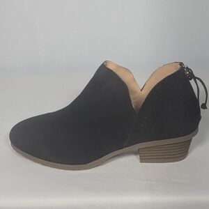 NEW Kenneth Cole REACTION Womens Side Way Low Heel Ankle Bootie sz 8.5 black